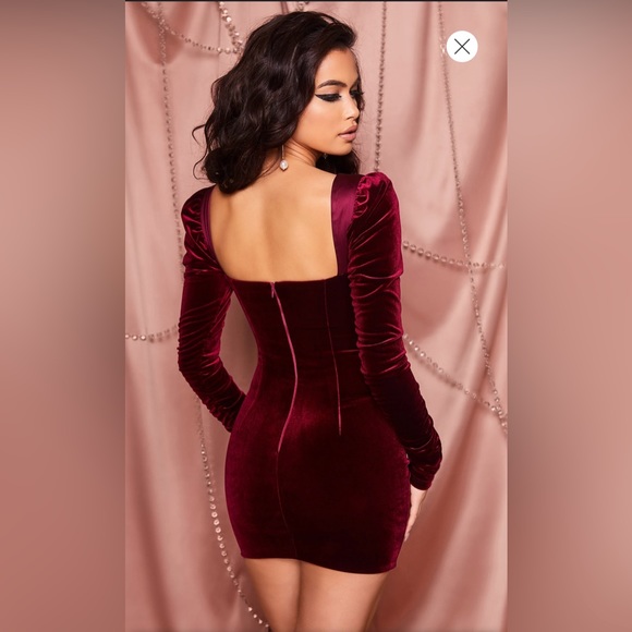 velvet dress !! - Picture 3 of 6